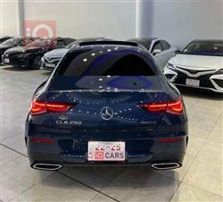 مێرسێدس بێنز CLA